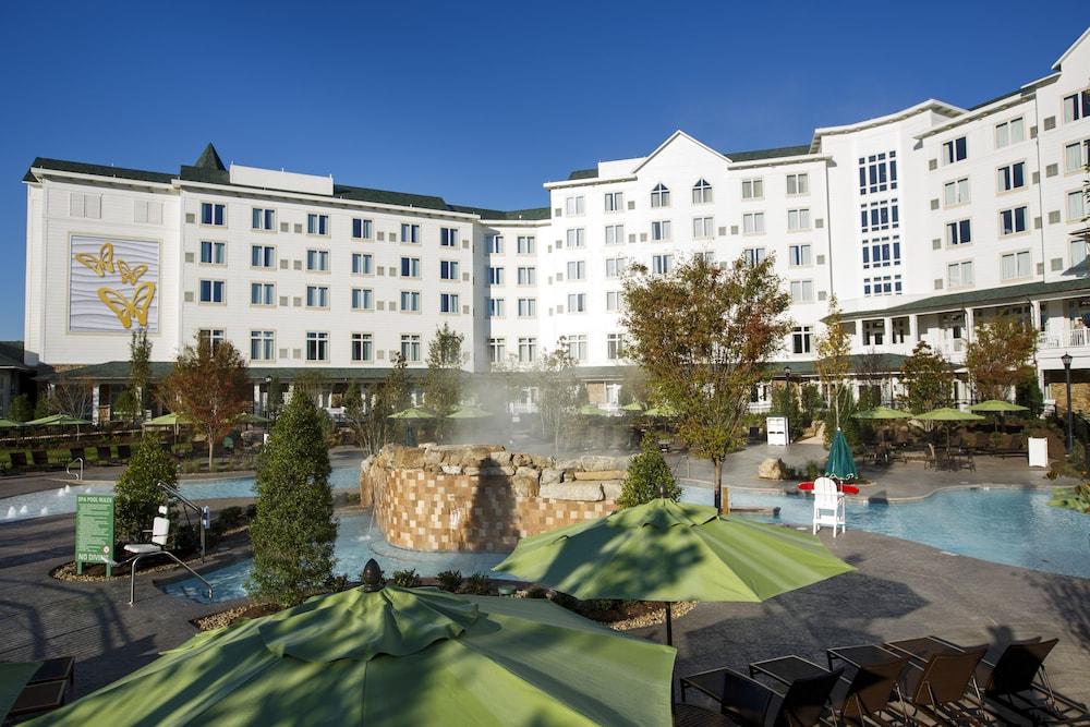 Dollywood'S Dreammore Resort And Spa Пиджен Фордж Екстериор снимка
