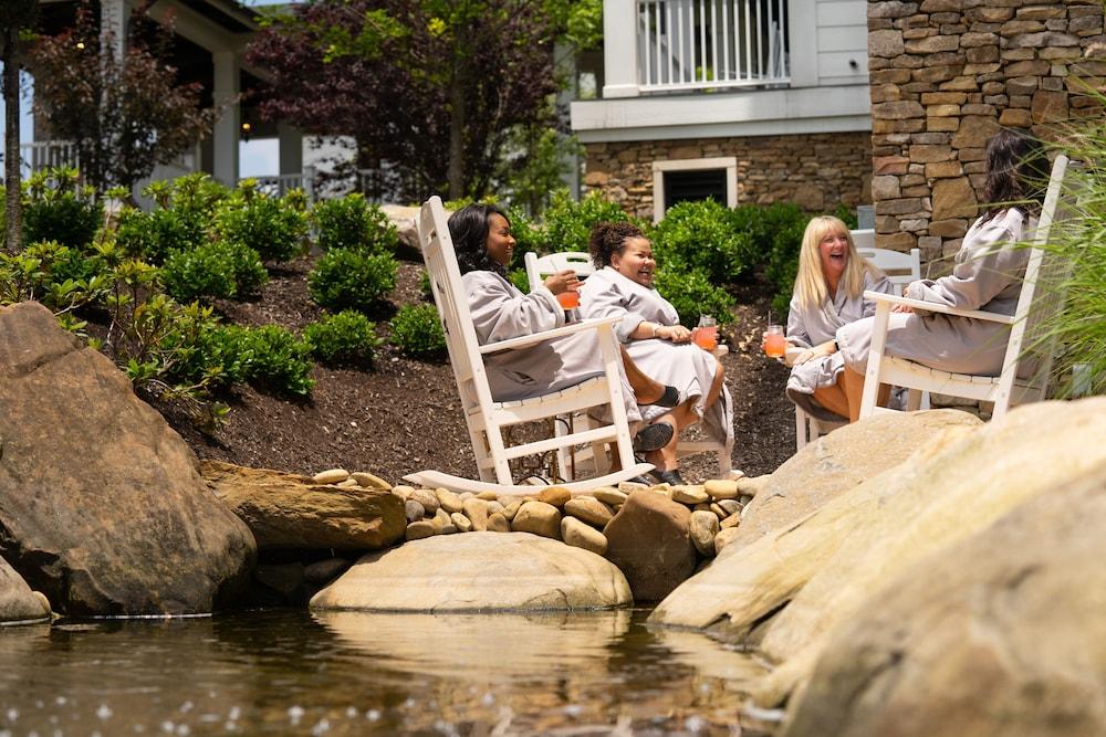 Dollywood'S Dreammore Resort And Spa Пиджен Фордж Екстериор снимка