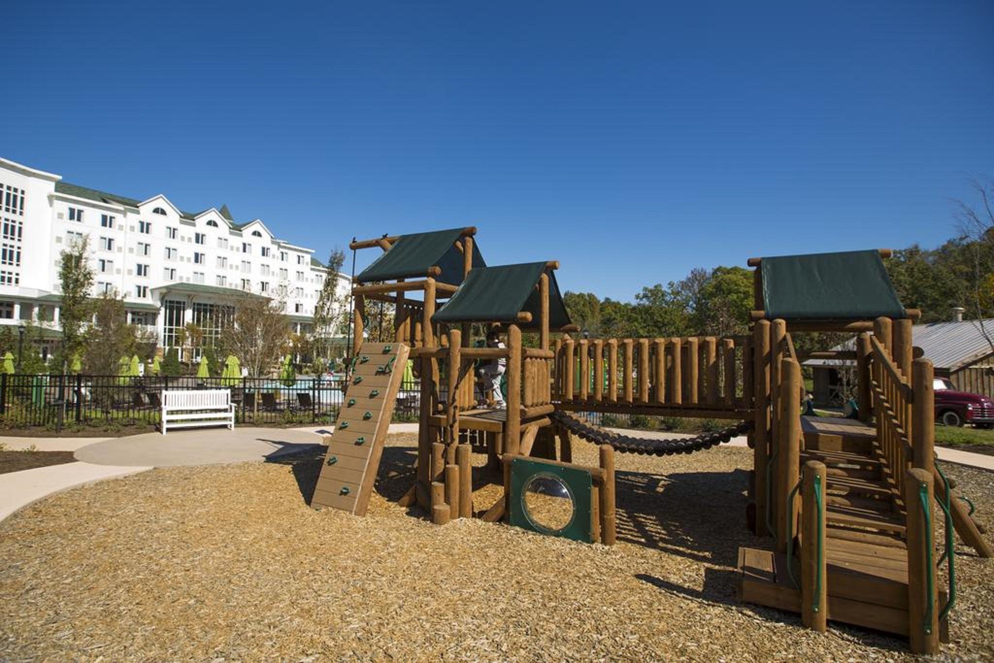 Dollywood'S Dreammore Resort And Spa Пиджен Фордж Екстериор снимка