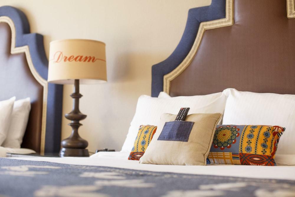 Dollywood'S Dreammore Resort And Spa Пиджен Фордж Екстериор снимка